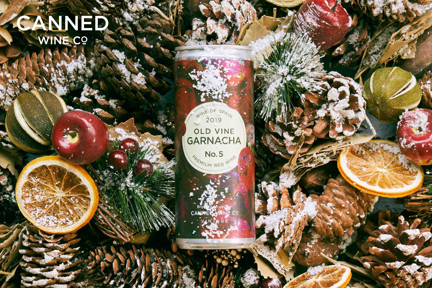 How to pair our award-winning canned wines with Christmas dinner