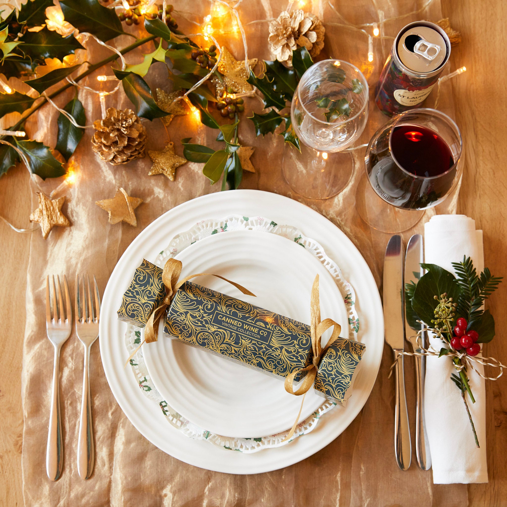 Canned Wine Co. Cracker Selection